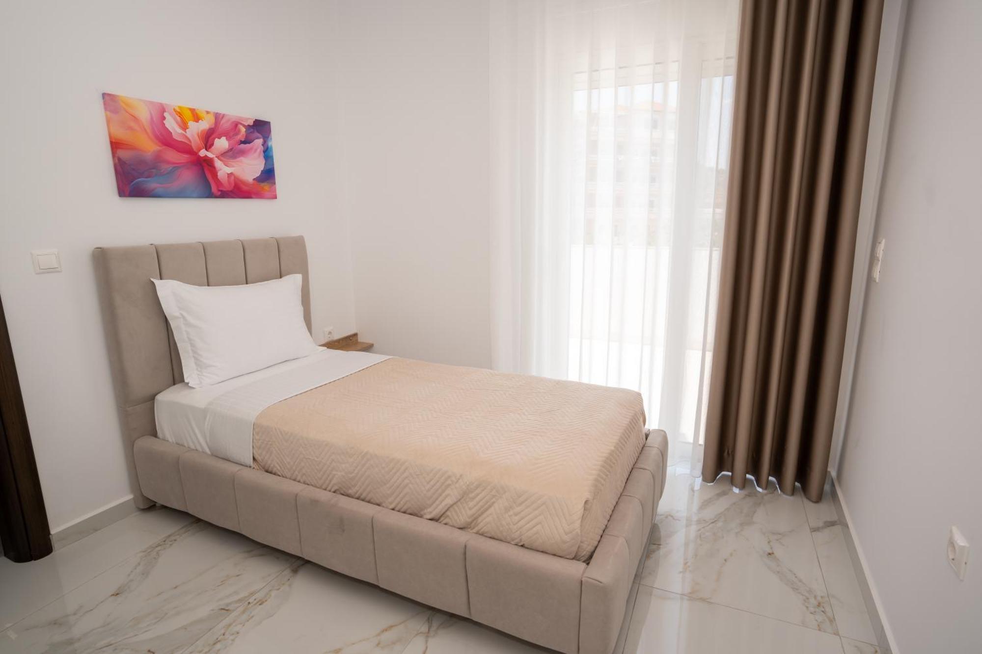Kalasa Hotel Sarande Bagian luar foto