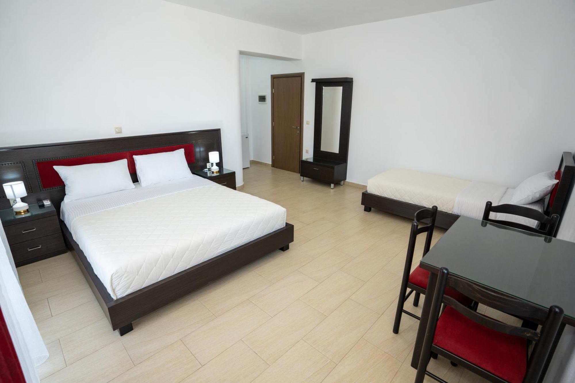 Kalasa Hotel Sarande Bagian luar foto