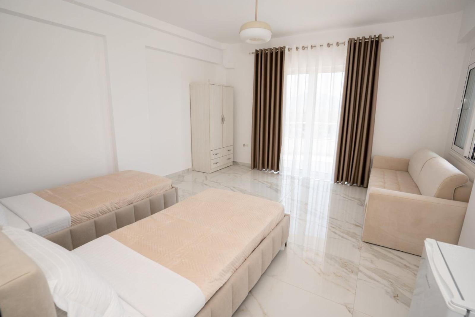 Kalasa Hotel Sarande Bagian luar foto