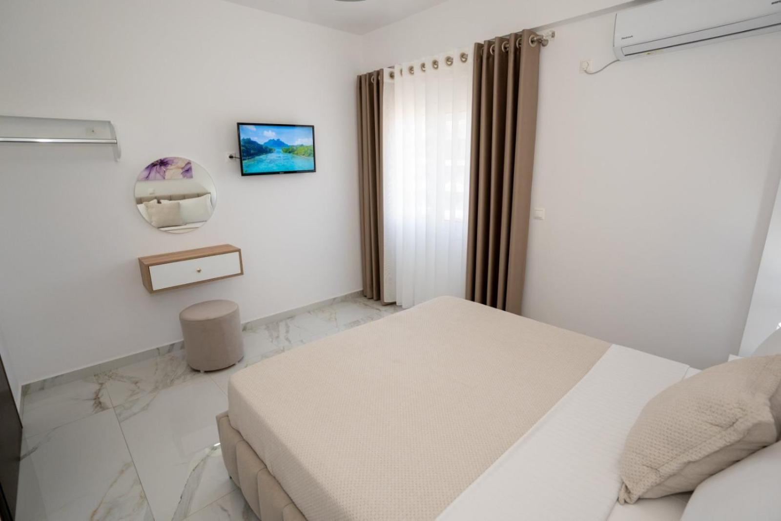 Kalasa Hotel Sarande Bagian luar foto
